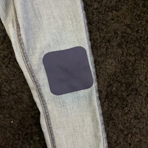 Hudson Skinny Jeans - Picture 6 of 7